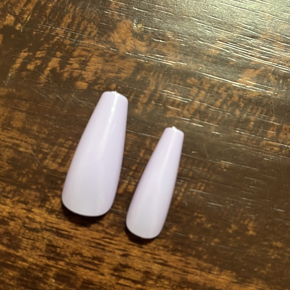 huge fake nail bundle with case - all different colors, sizes, patterns, lengths - Picture 9 of 13